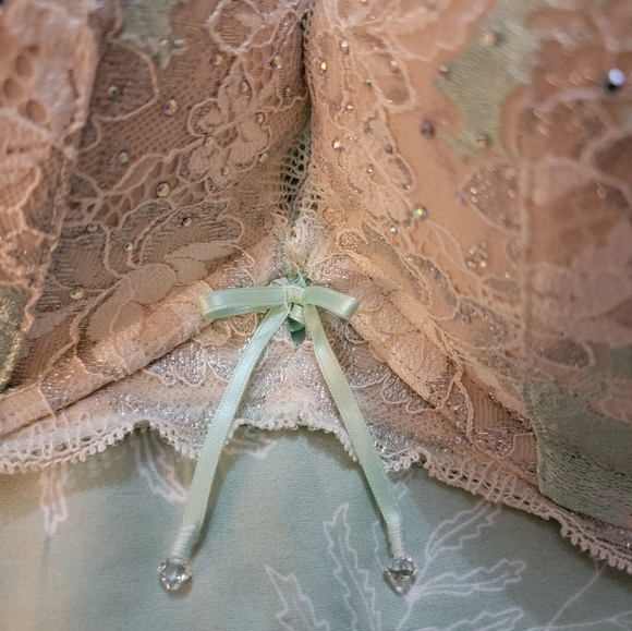 -VICTORIA'S SECRET Bomb Shell Bra MINT IVORY EMBELLISHED LACE Mint Green & Cream - Picture 5 of 7